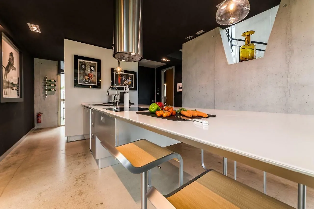 Villa Borobil: Heated Pool, Barbecue & Gardens San Sebastián 0*,  İspanya